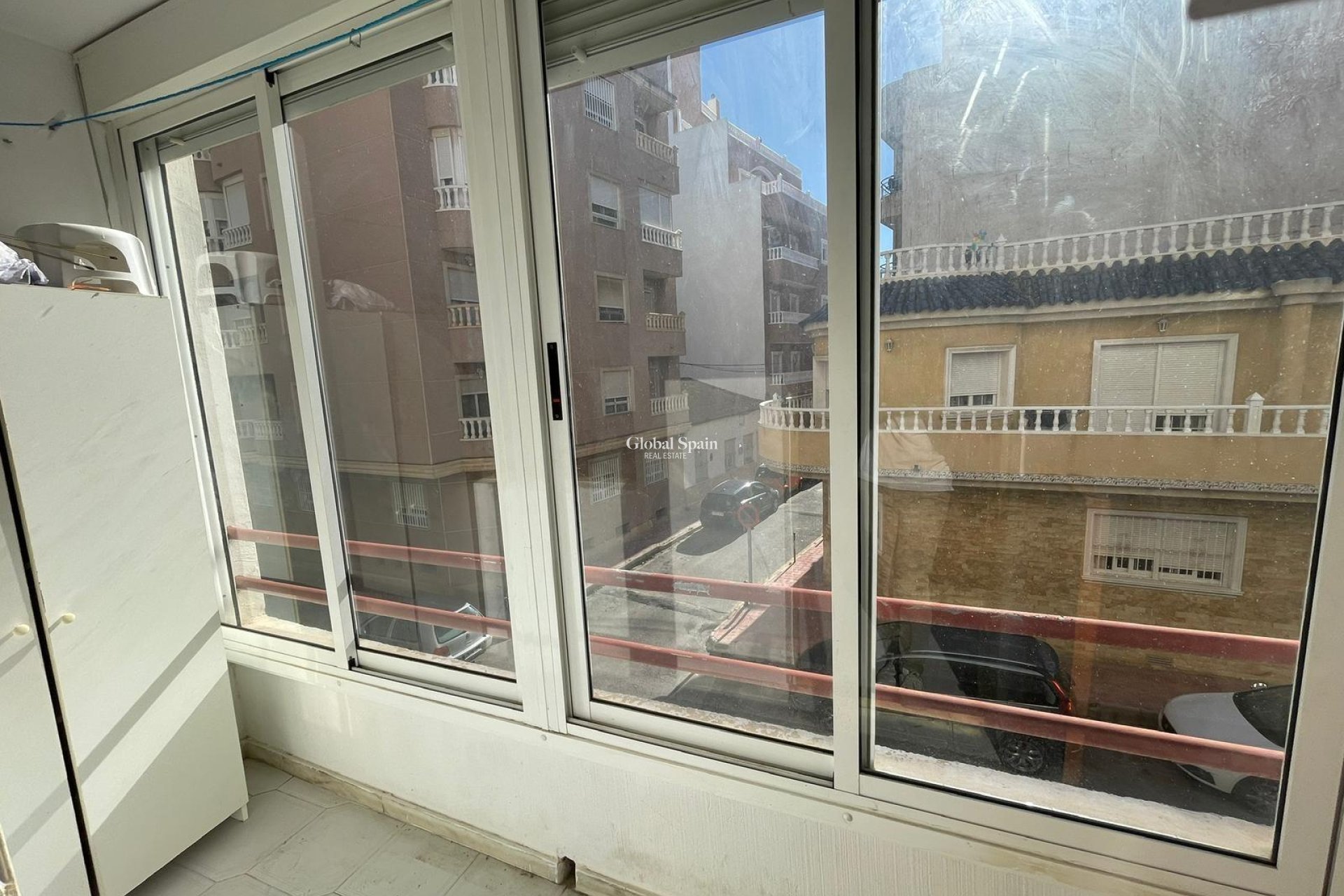 Revente - APPARTEMENT -
TORREVIEJA - Centro