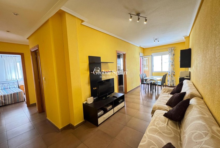 Revente - Appartement -
TORREVIEJA - Centro