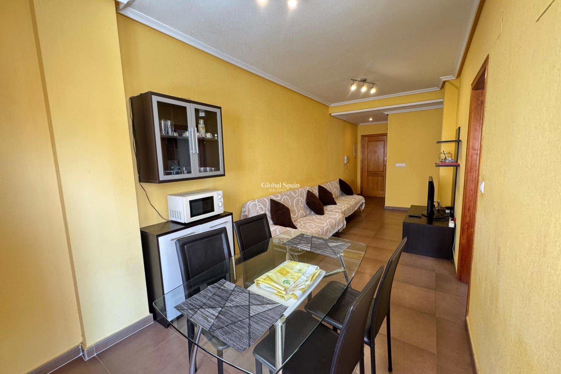 Revente - Appartement -
TORREVIEJA - Centro