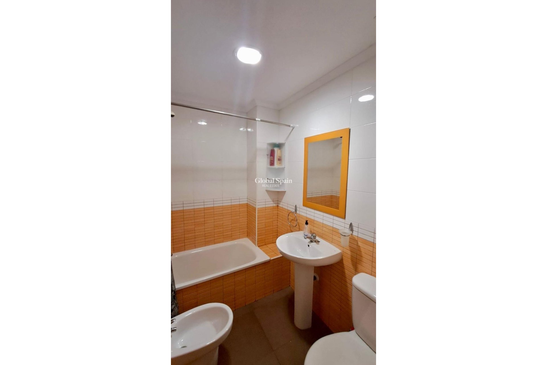 Revente - Appartement -
TORREVIEJA - Centro