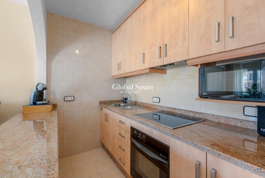 Revente - APPARTEMENT -
TORREVIEJA - Costa Blanca South