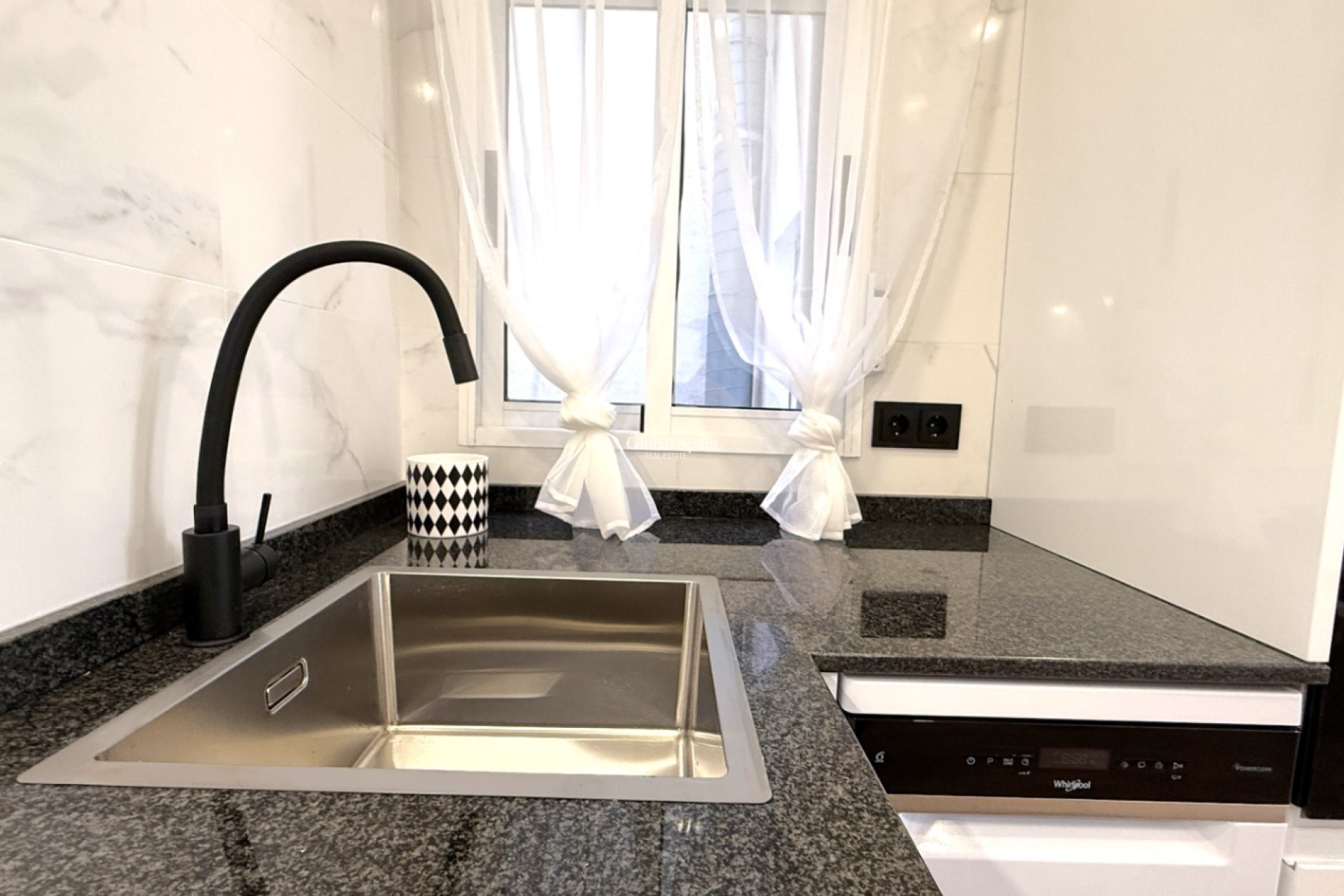 Revente - Appartement -
TORREVIEJA - Costa Blanca Sur