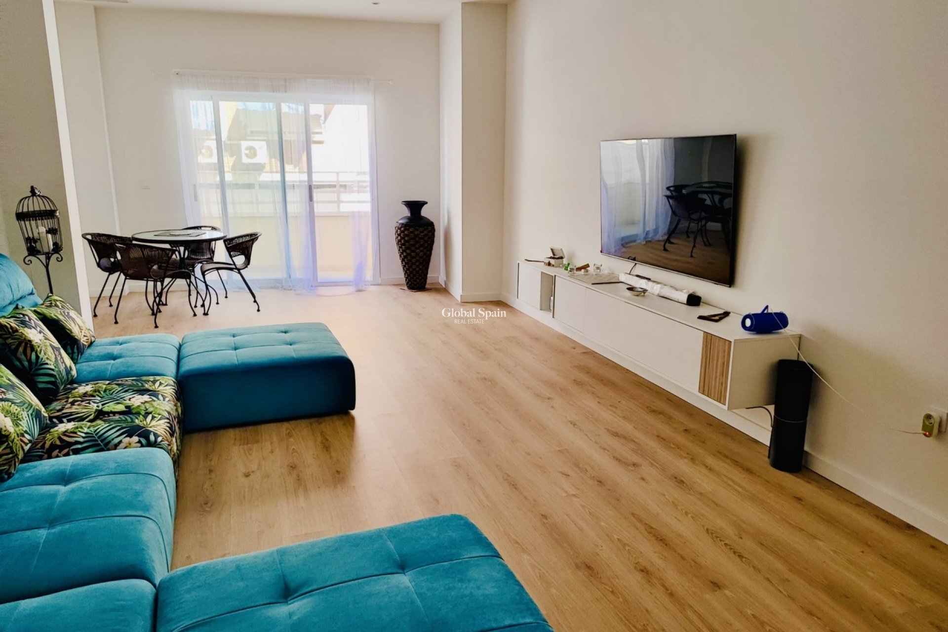 Revente - APPARTEMENT -
TORREVIEJA - Costa Blanca