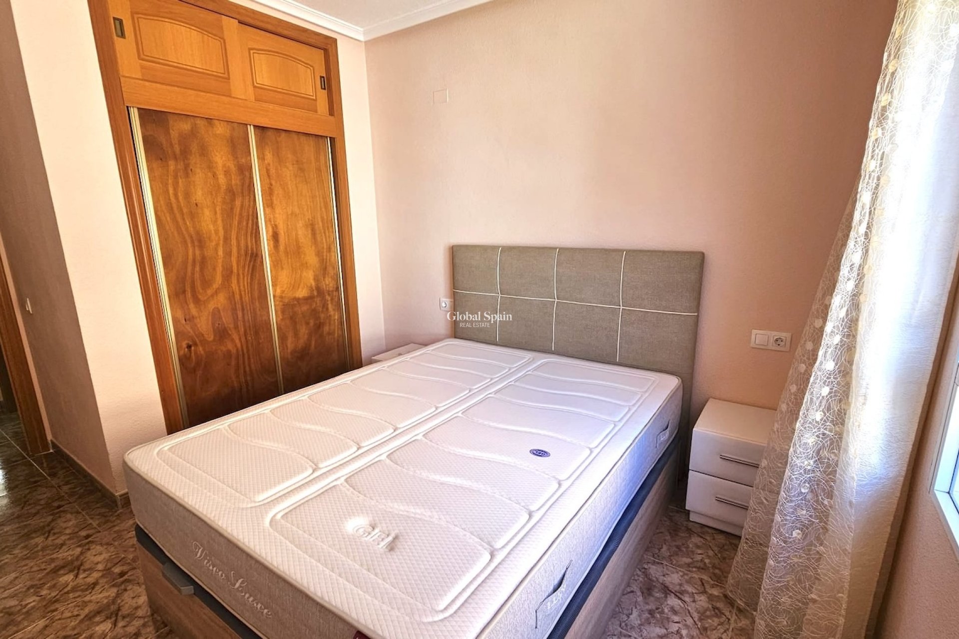 Revente - APPARTEMENT -
TORREVIEJA - Costa Blanca