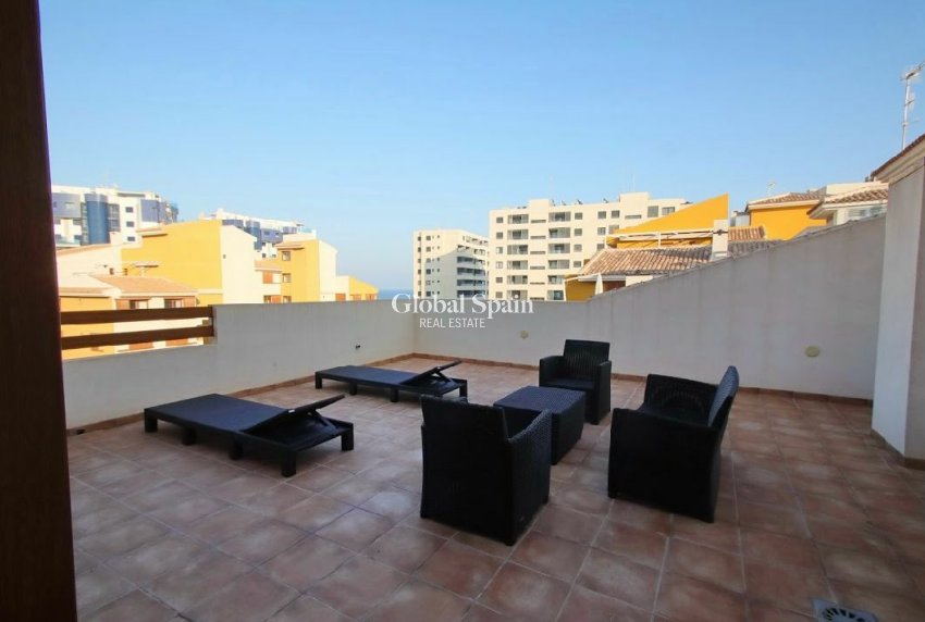 Revente - APPARTEMENT -
TORREVIEJA - Costa Blanca