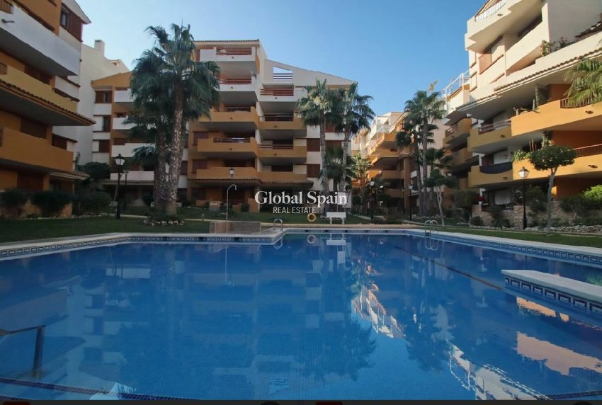 Revente - APPARTEMENT -
TORREVIEJA - Costa Blanca