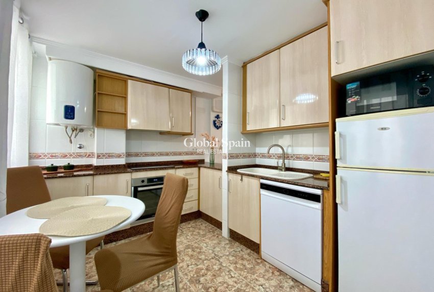 Revente - APPARTEMENT -
TORREVIEJA - Costa Blanca