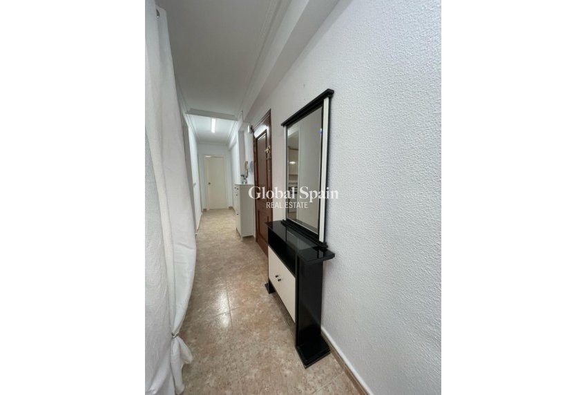 Revente - APPARTEMENT -
TORREVIEJA - Costa Blanca