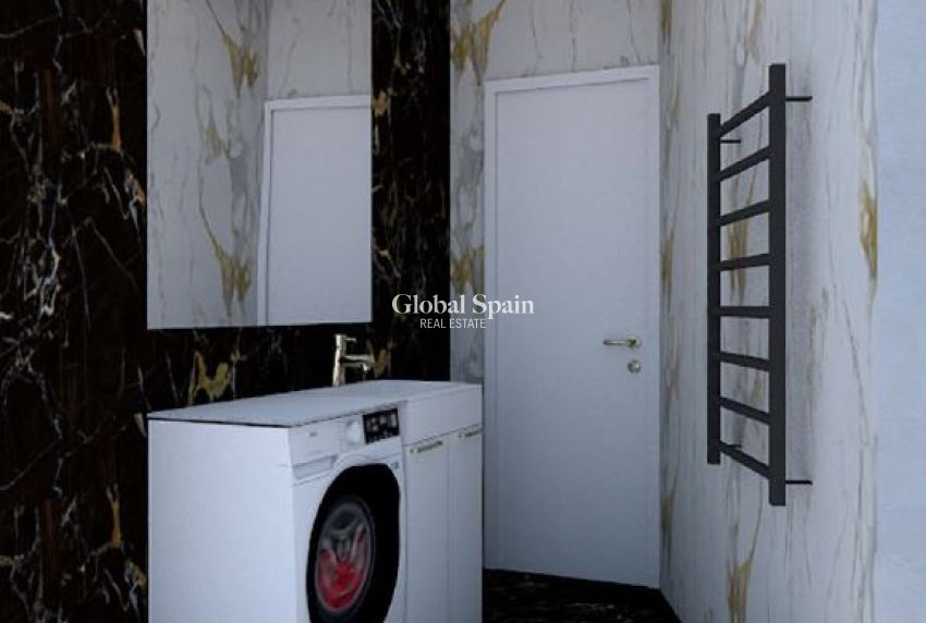 Revente - APPARTEMENT -
TORREVIEJA - Costa Blanca