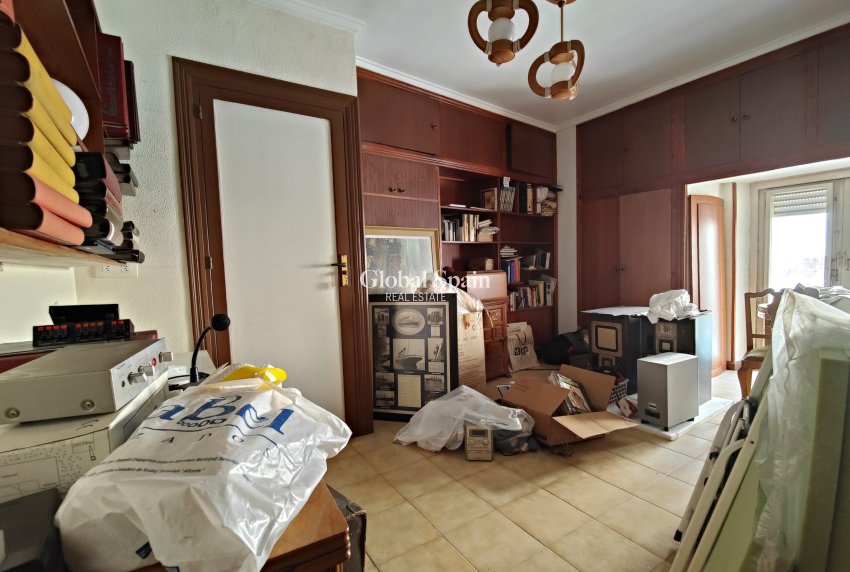 Revente - APPARTEMENT -
TORREVIEJA - Costa Blanca