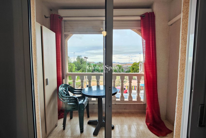 Revente - APPARTEMENT -
TORREVIEJA - Costa Blanca