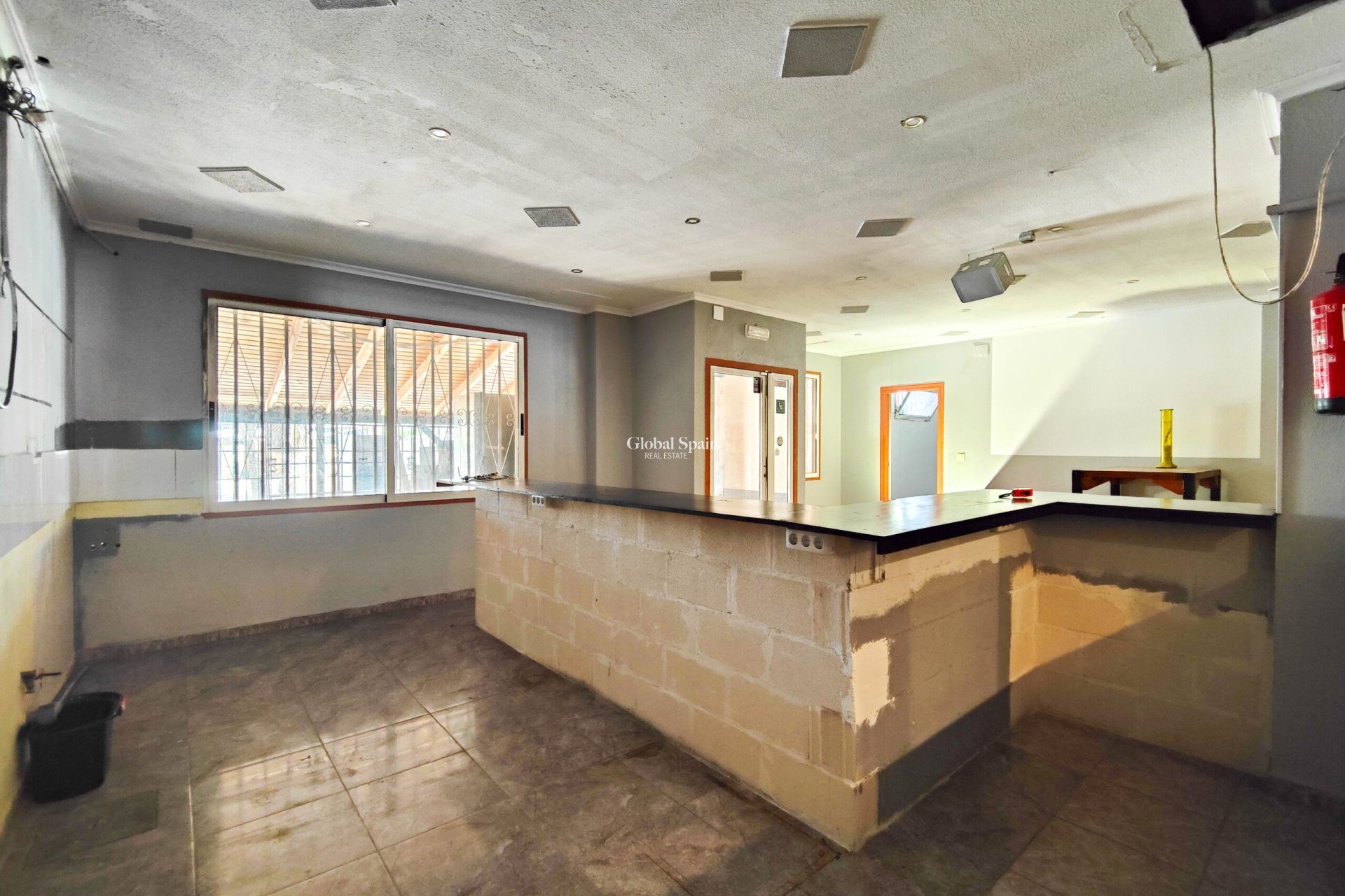 Revente - APPARTEMENT -
TORREVIEJA - Costa Blanca