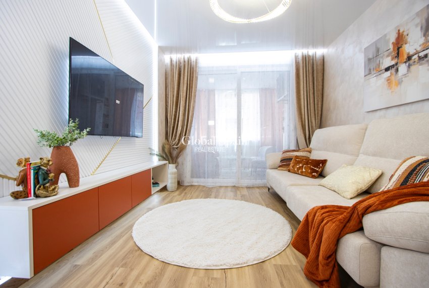 Revente - APPARTEMENT -
TORREVIEJA - Costa Blanca