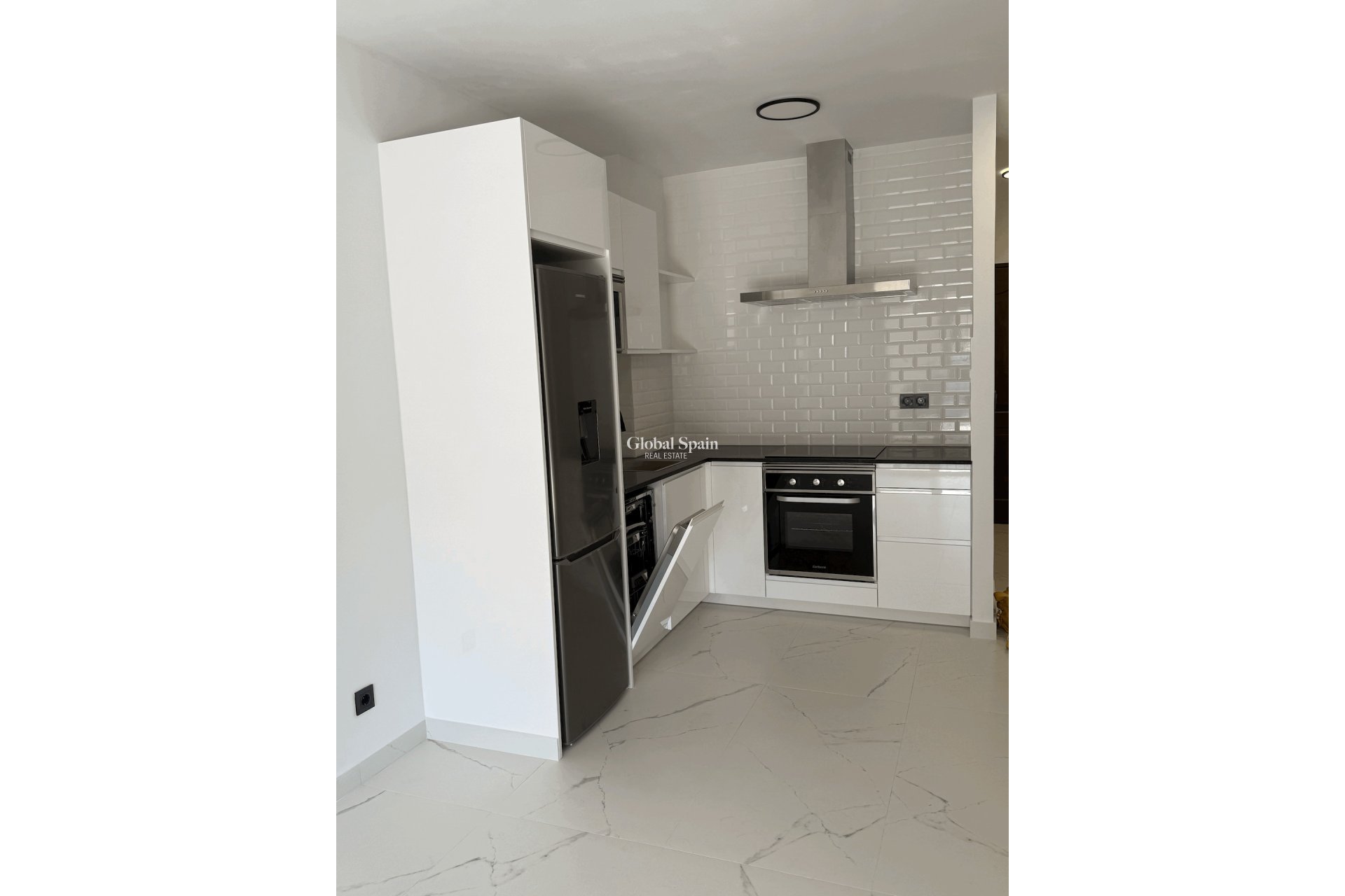 Revente - APPARTEMENT -
TORREVIEJA - Costa Blanca