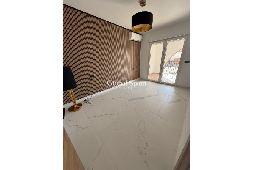 Revente - APPARTEMENT -
TORREVIEJA - Costa Blanca