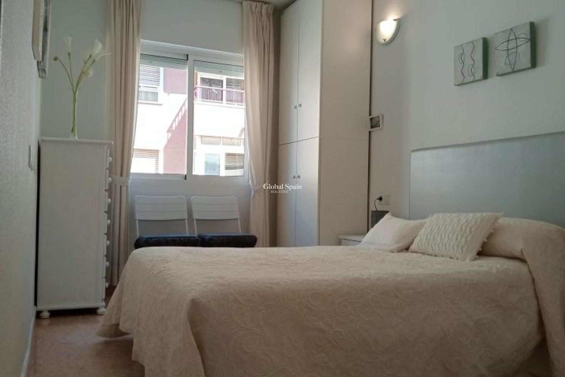 Revente - APPARTEMENT -
TORREVIEJA - Costa Blanca