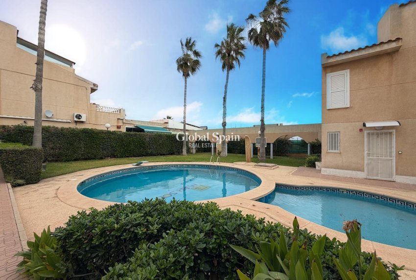 Revente - APPARTEMENT -
TORREVIEJA - Costa Blanca