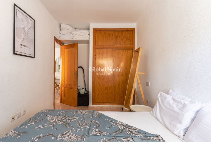 Revente - APPARTEMENT -
TORREVIEJA - Costa Blanca