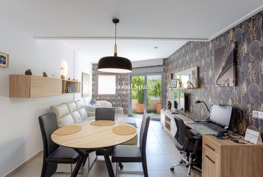 Revente - APPARTEMENT -
TORREVIEJA - Costa Blanca