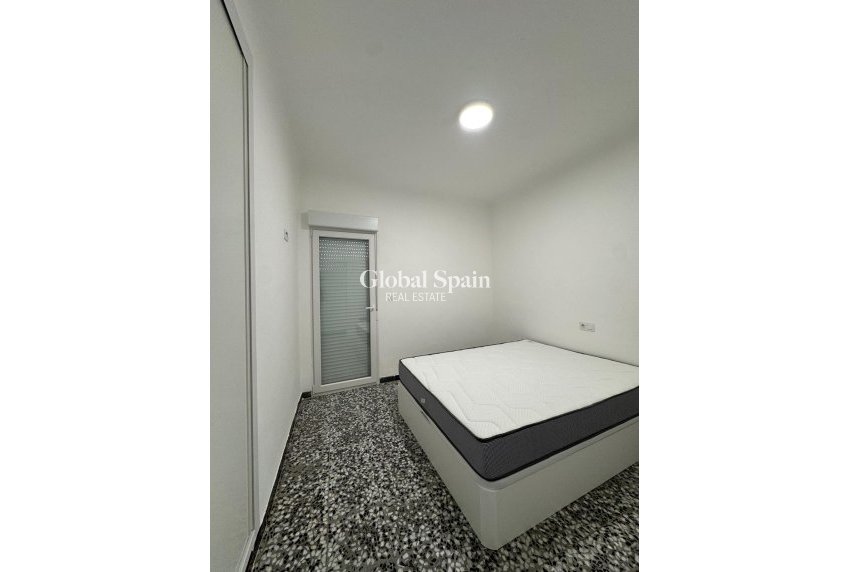 Revente - APPARTEMENT -
TORREVIEJA - Costa Blanca