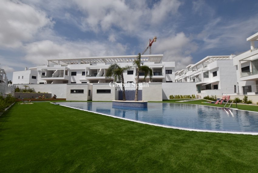 Revente - APPARTEMENT -
TORREVIEJA - Costa Blanca