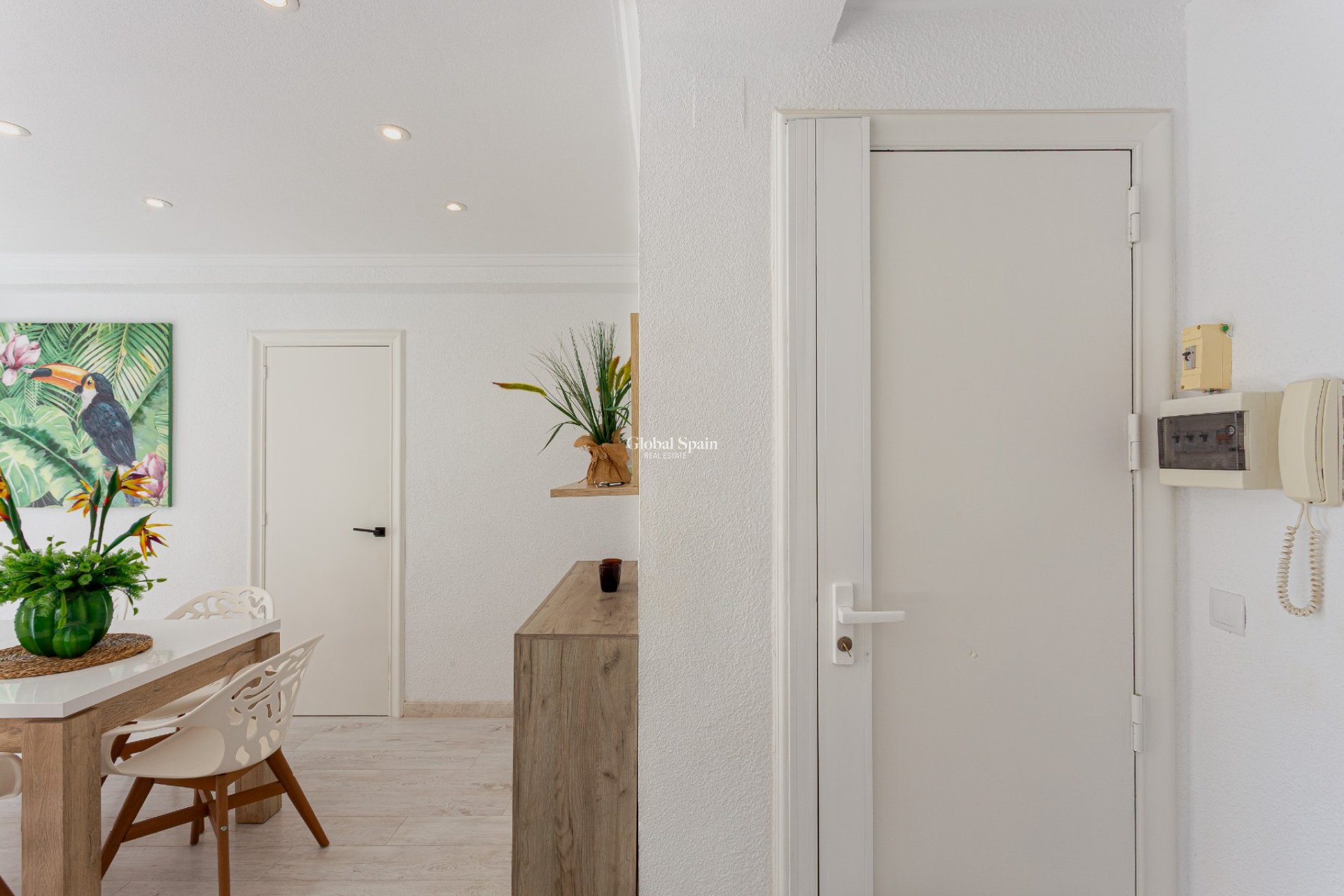 Revente - APPARTEMENT -
TORREVIEJA - Costa Blanca