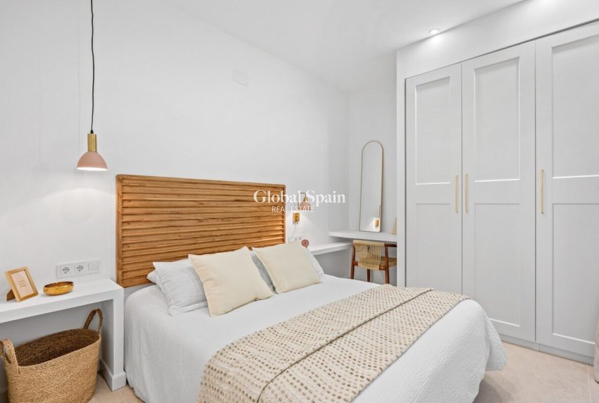 Revente - APPARTEMENT -
TORREVIEJA - Costa Blanca