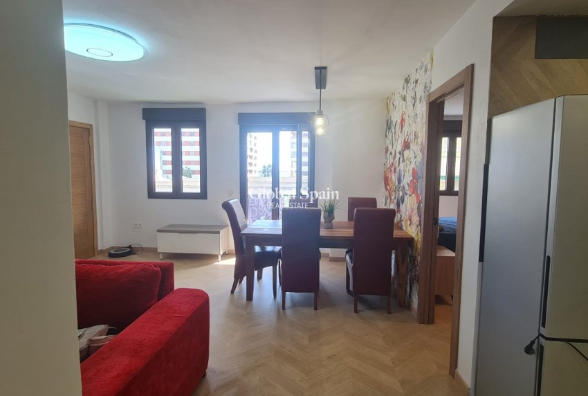 Revente - APPARTEMENT -
TORREVIEJA - Costa Blanca