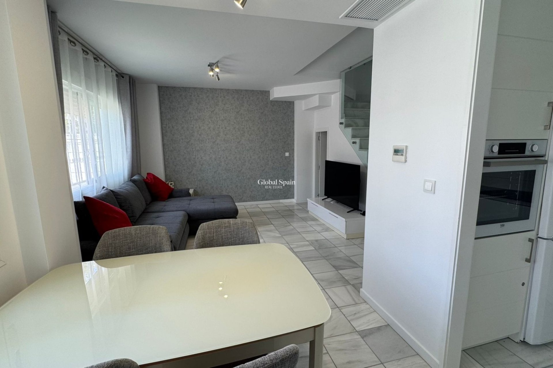 Revente - APPARTEMENT -
TORREVIEJA - Costa Blanca