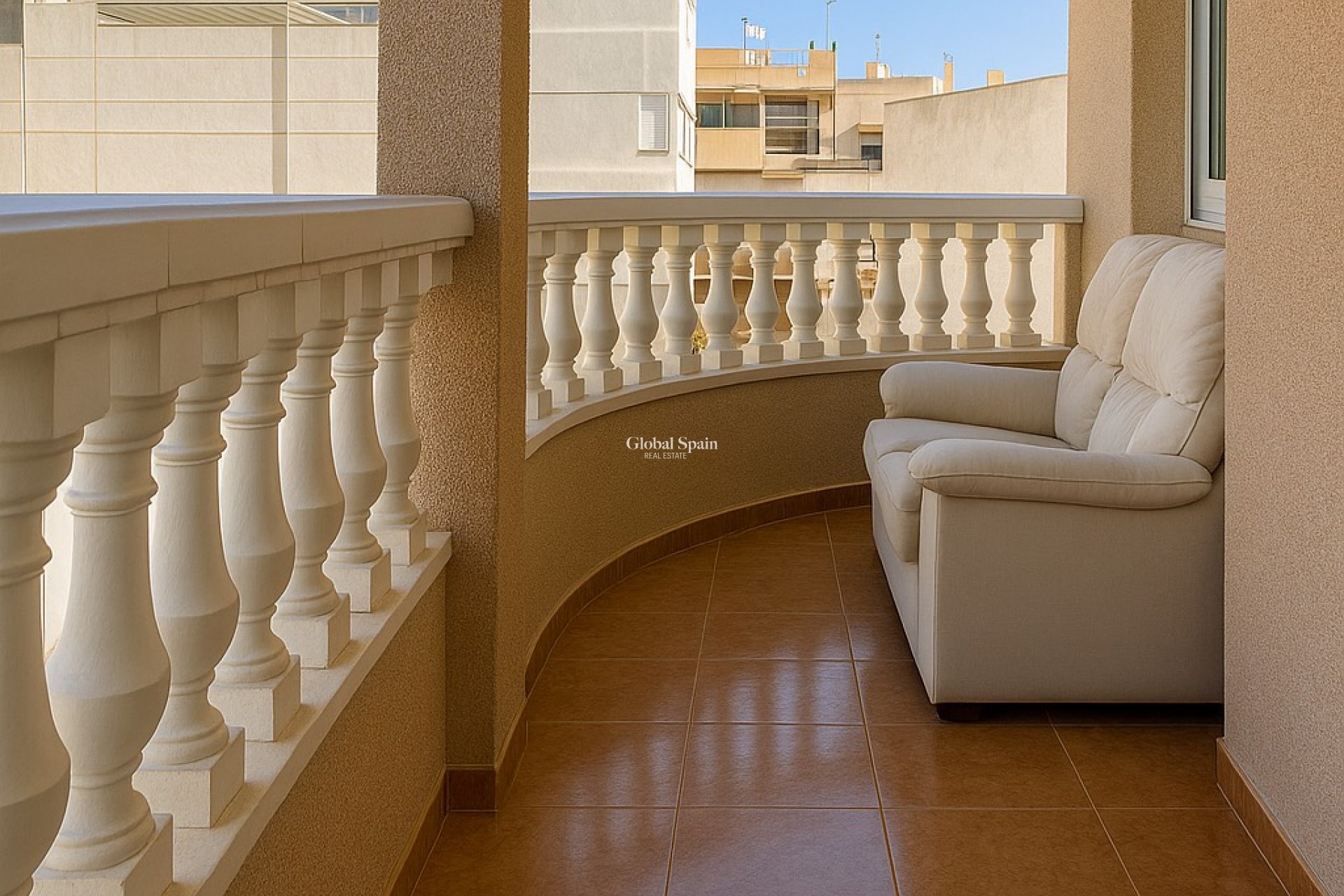 Revente - APPARTEMENT -
TORREVIEJA - Costa Blanca