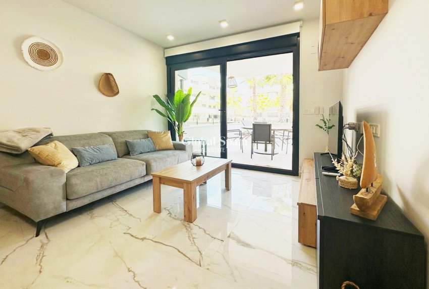 Revente - APPARTEMENT -
TORREVIEJA - Costa Blanca