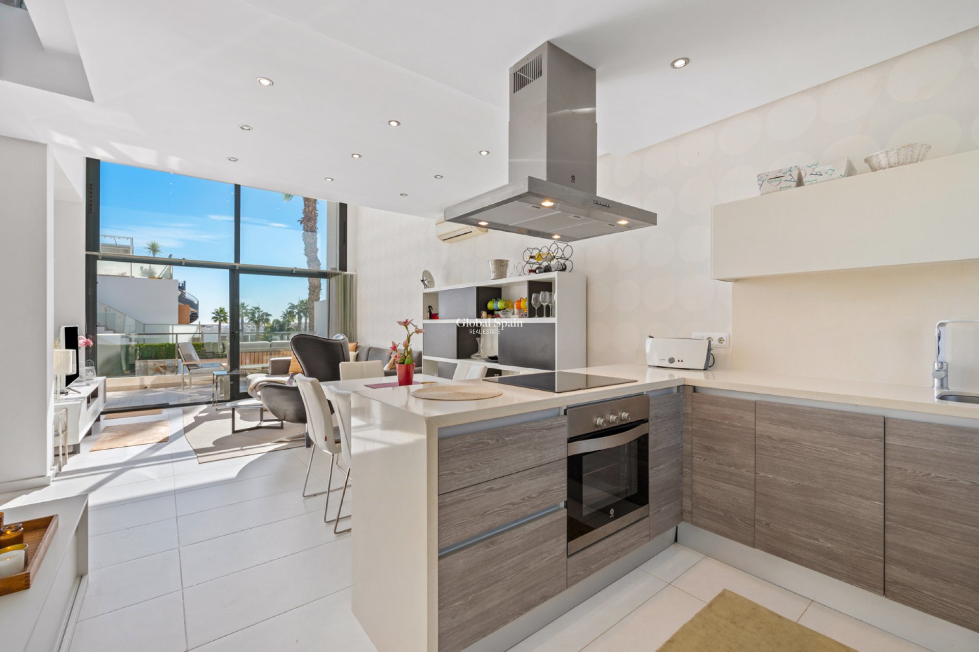 Revente - APPARTEMENT -
TORREVIEJA - Costa Blanca