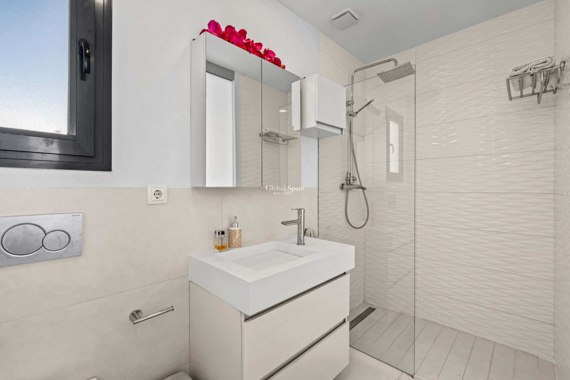 Revente - APPARTEMENT -
TORREVIEJA - Costa Blanca