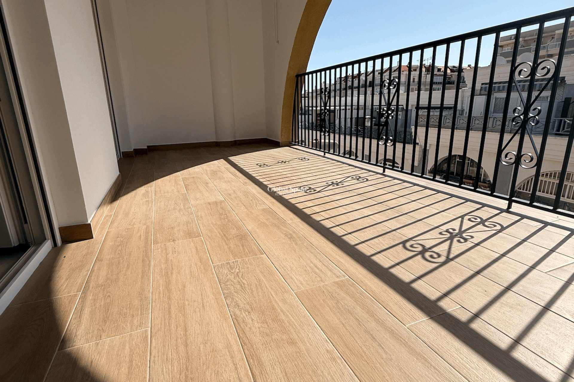 Revente - APPARTEMENT -
TORREVIEJA - Costa Blanca