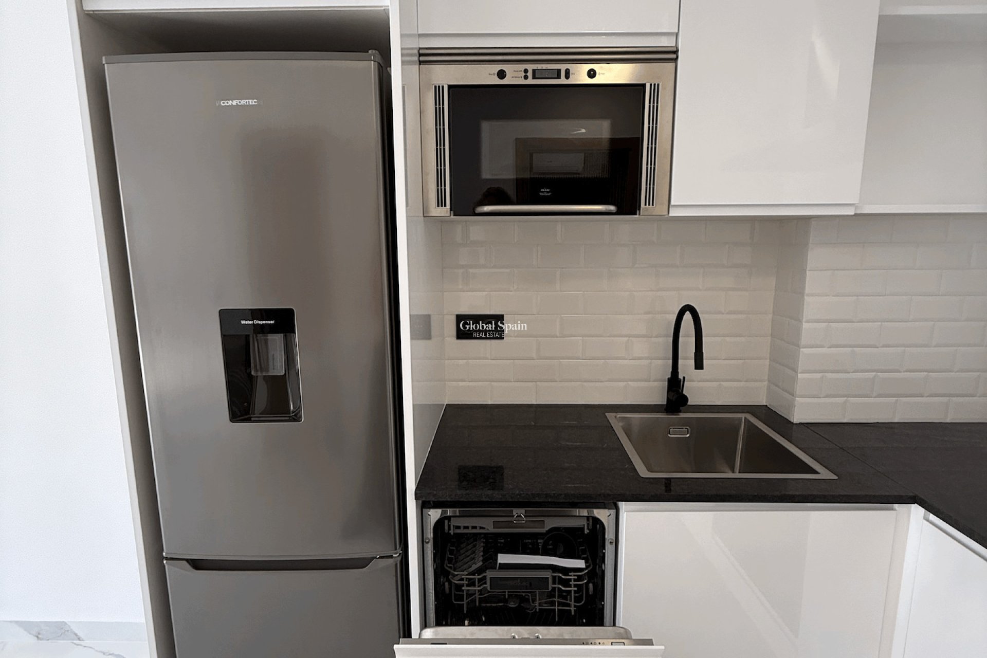 Revente - APPARTEMENT -
TORREVIEJA - Costa Blanca