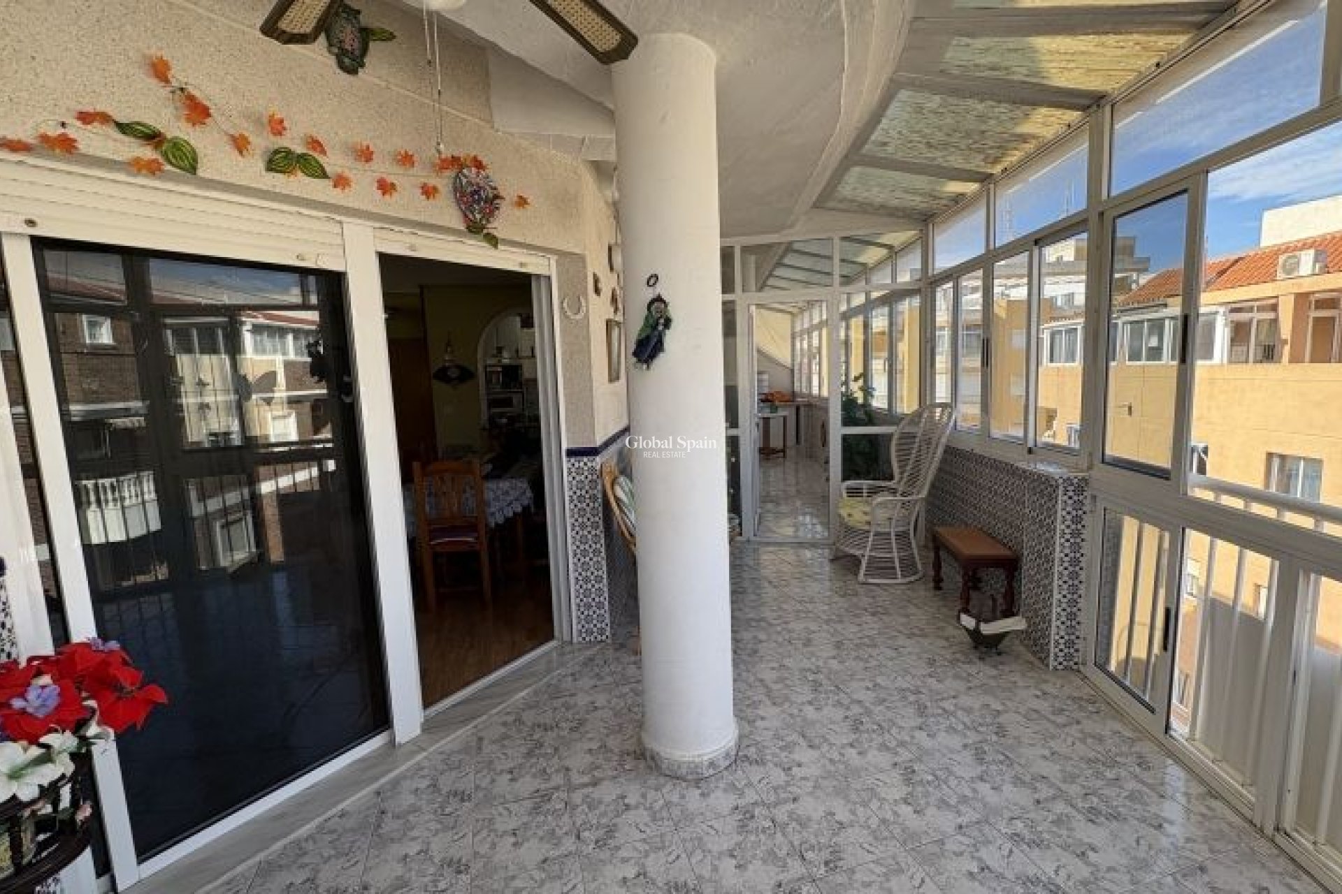 Revente - APPARTEMENT -
TORREVIEJA - Costa Blanca