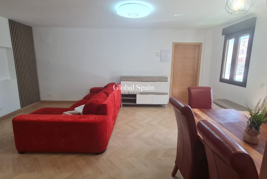 Revente - APPARTEMENT -
TORREVIEJA - Costa Blanca