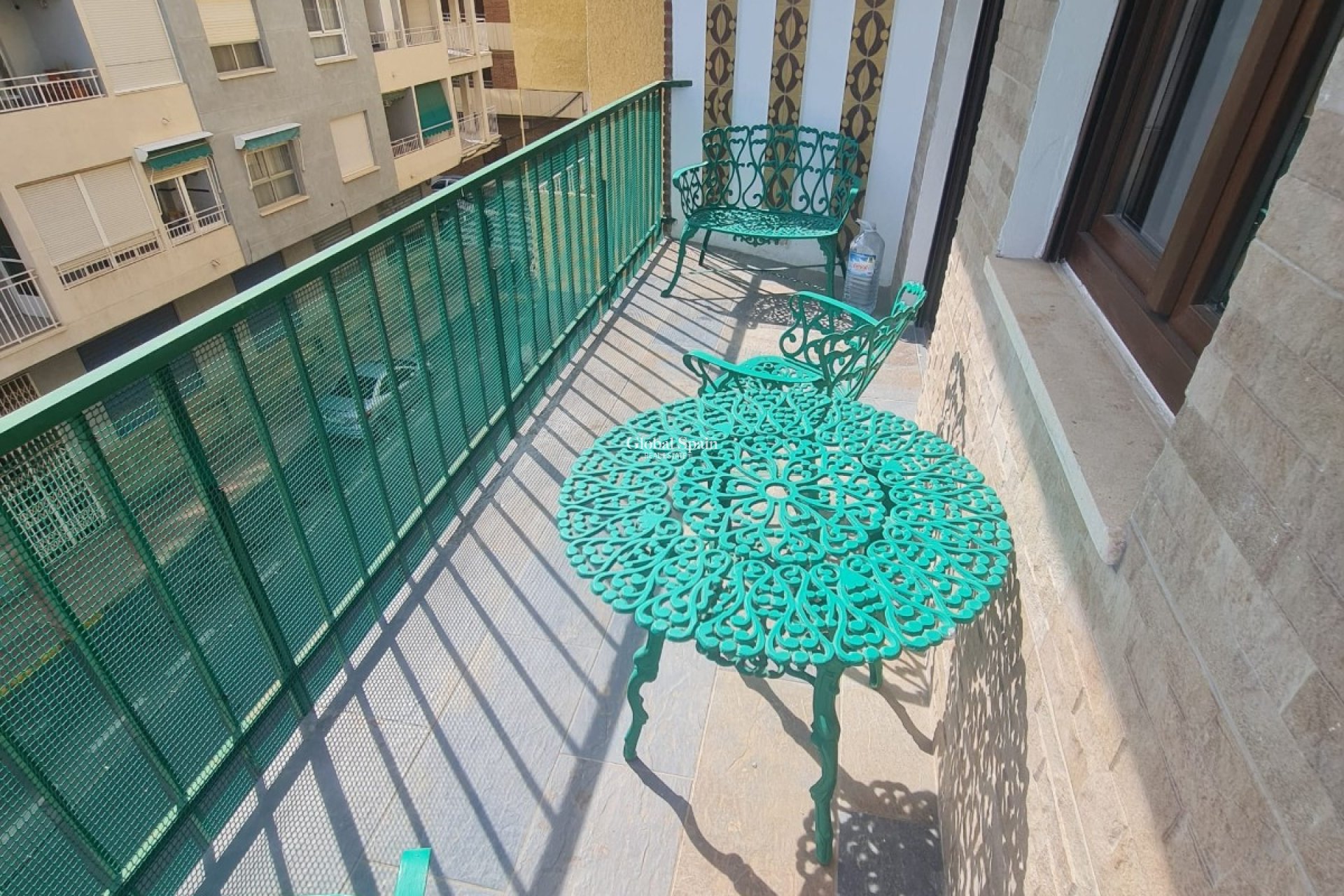 Revente - APPARTEMENT -
TORREVIEJA - Costa Blanca