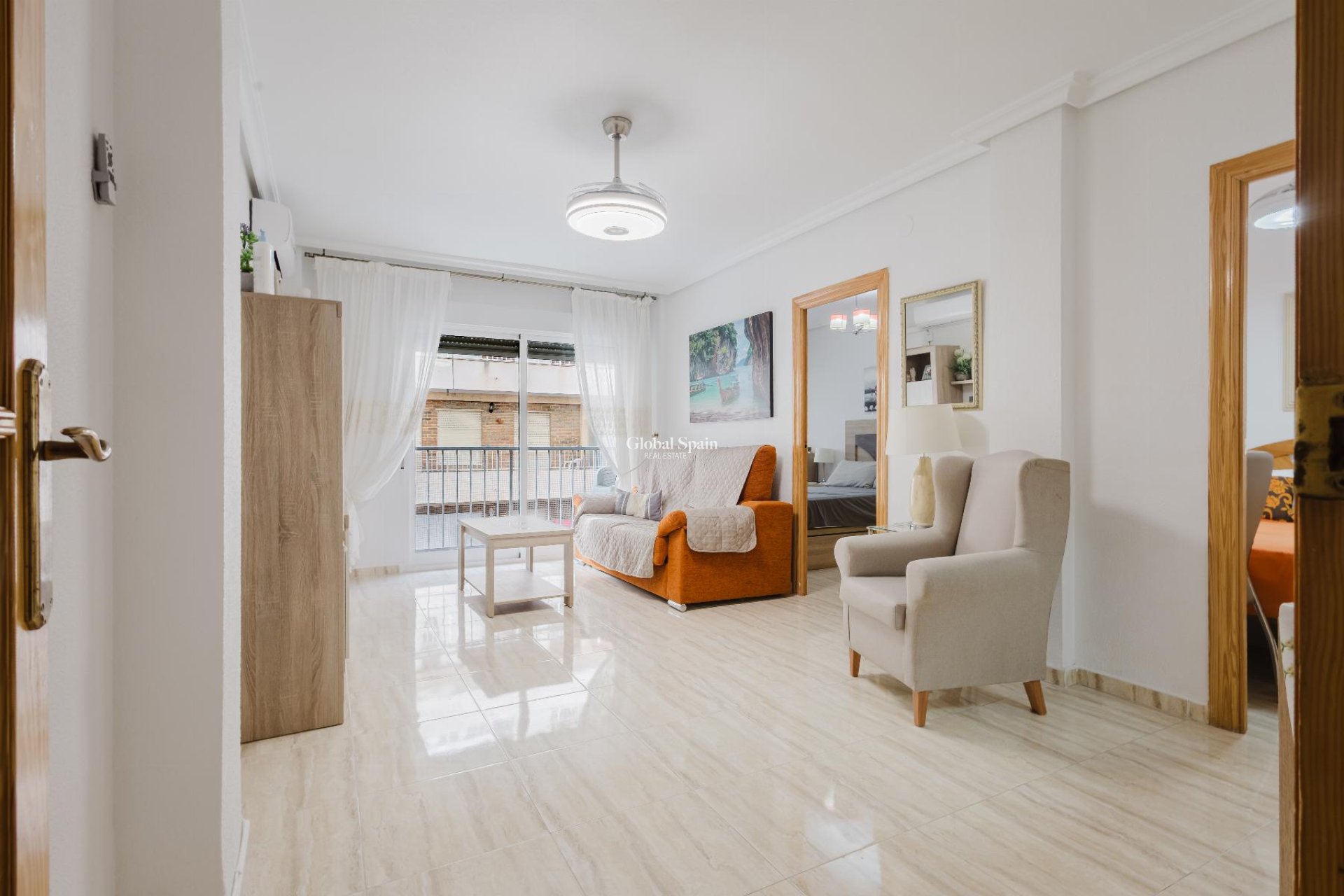 Revente - APPARTEMENT -
TORREVIEJA - Costa Blanca