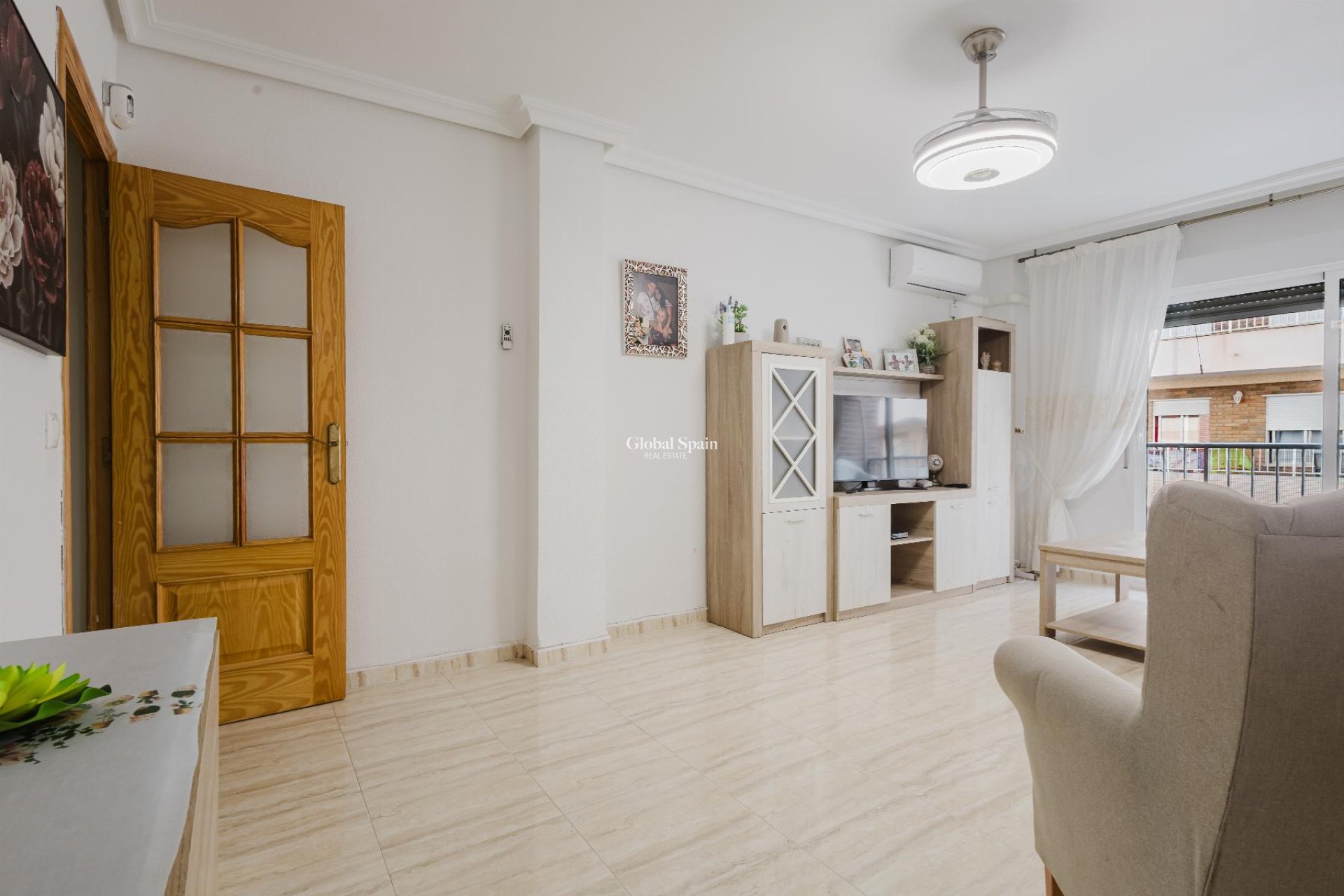 Revente - APPARTEMENT -
TORREVIEJA - Costa Blanca