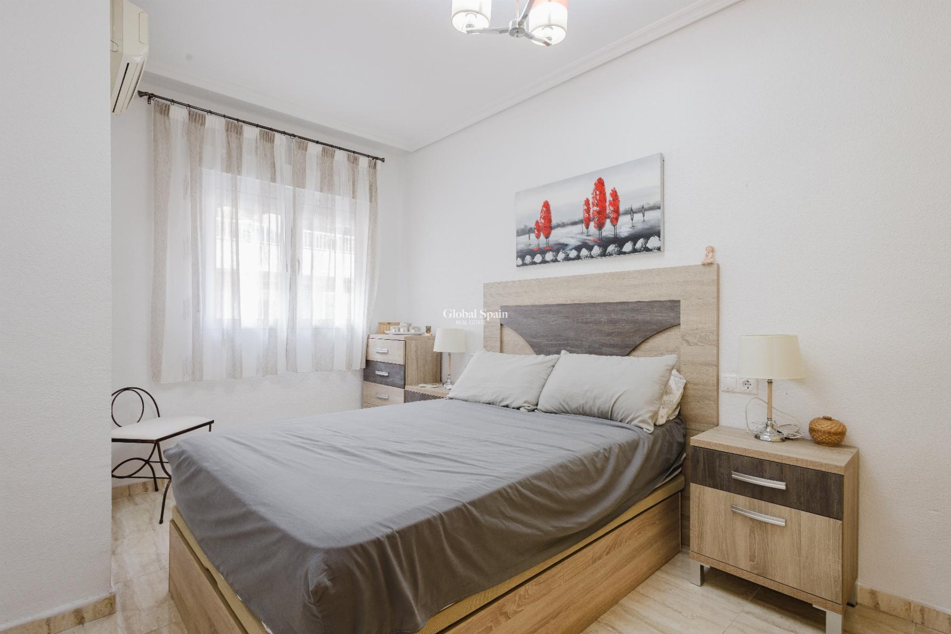 Revente - APPARTEMENT -
TORREVIEJA - Costa Blanca