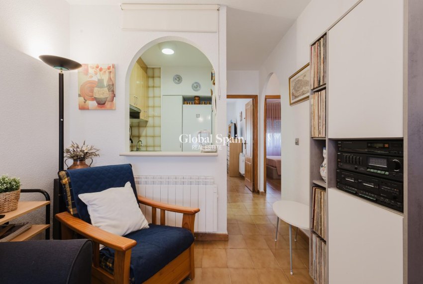 Revente - APPARTEMENT -
TORREVIEJA - Costa Blanca