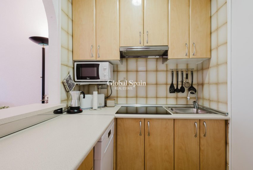 Revente - APPARTEMENT -
TORREVIEJA - Costa Blanca