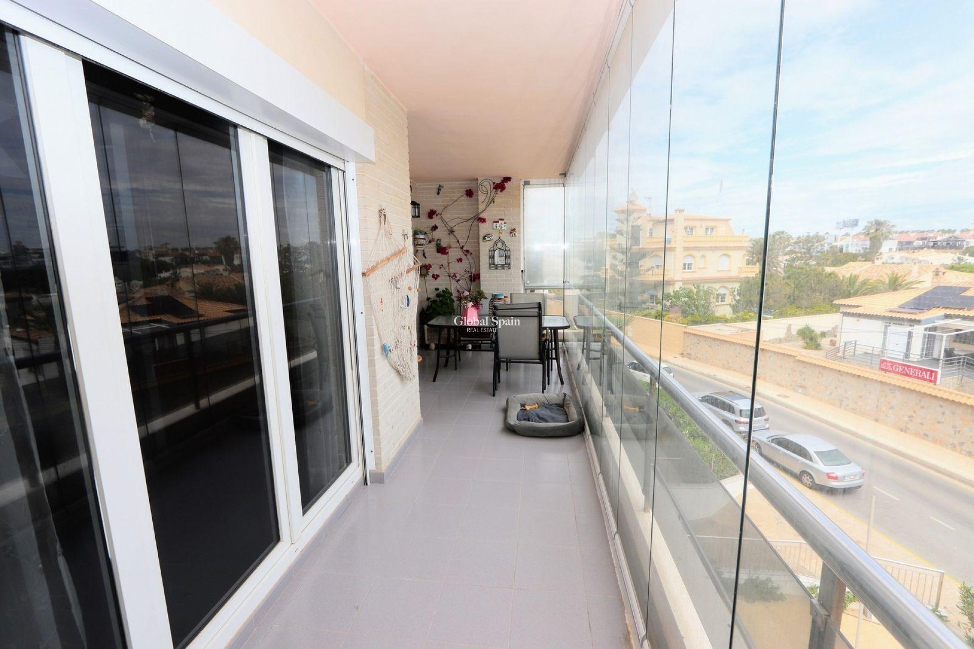 Revente - APPARTEMENT -
TORREVIEJA - Costa Blanca