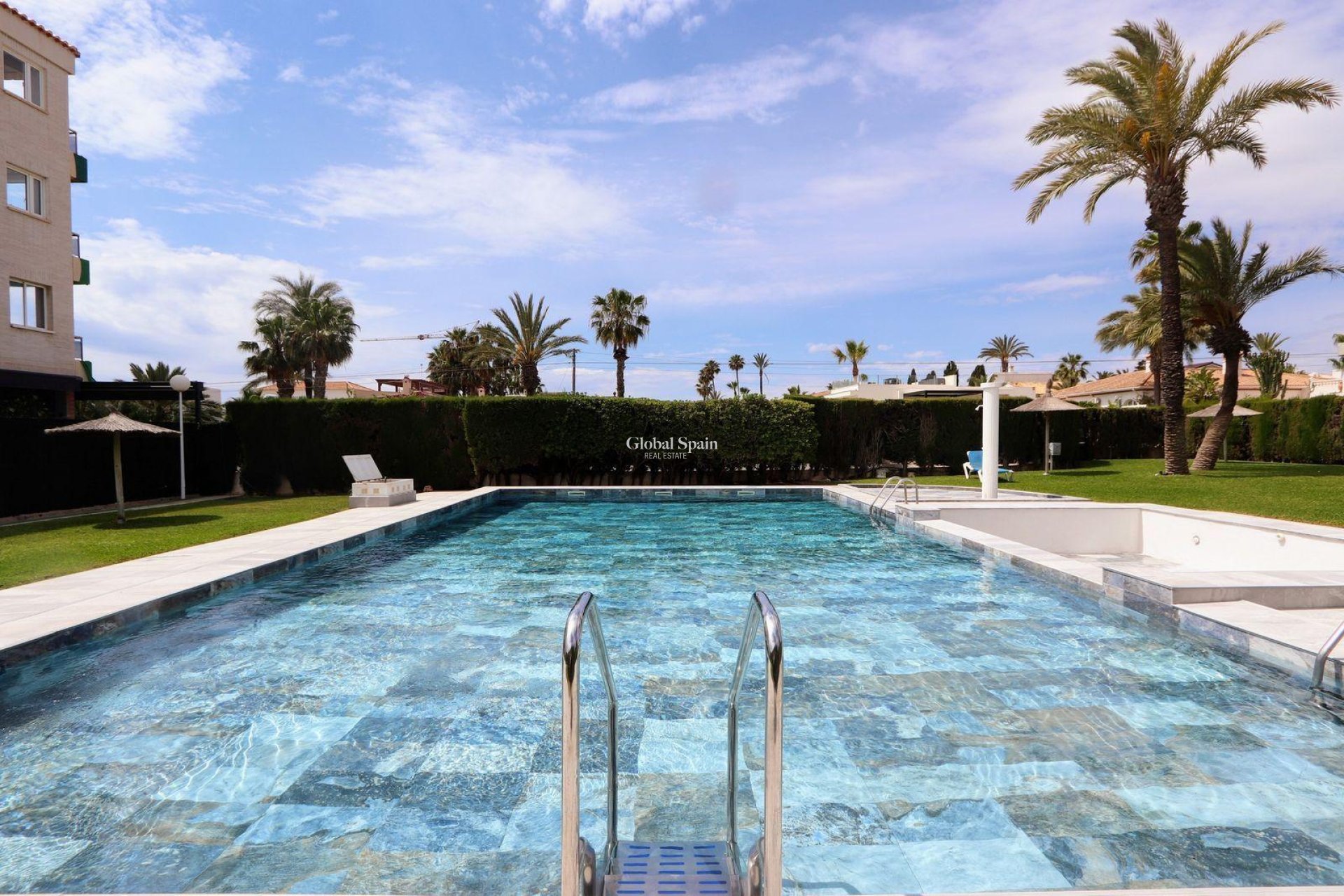 Revente - APPARTEMENT -
TORREVIEJA - Costa Blanca