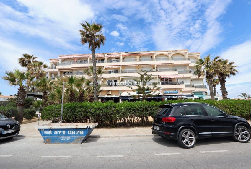 Revente - APPARTEMENT -
TORREVIEJA - Costa Blanca