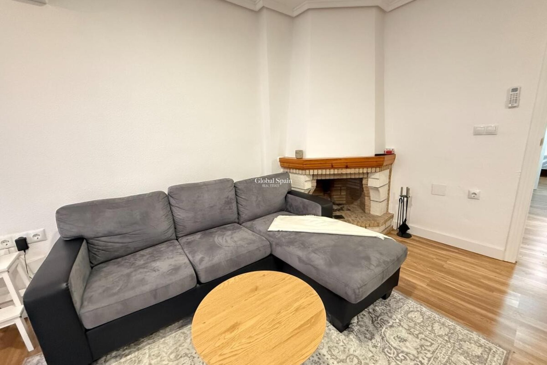 Revente - APPARTEMENT -
TORREVIEJA - Costa Blanca