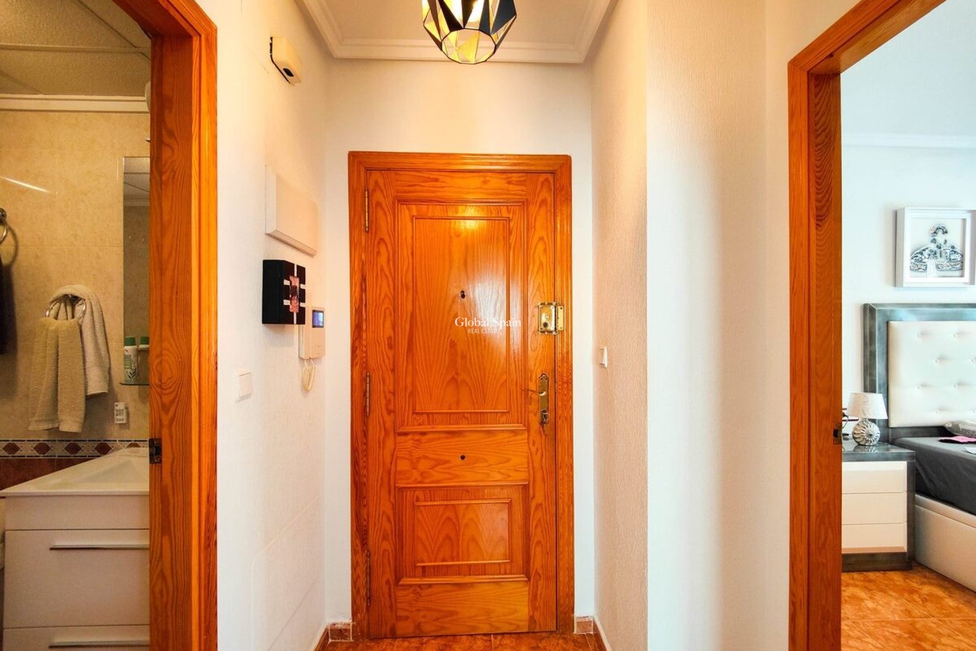 Revente - APPARTEMENT -
TORREVIEJA - Costa Blanca