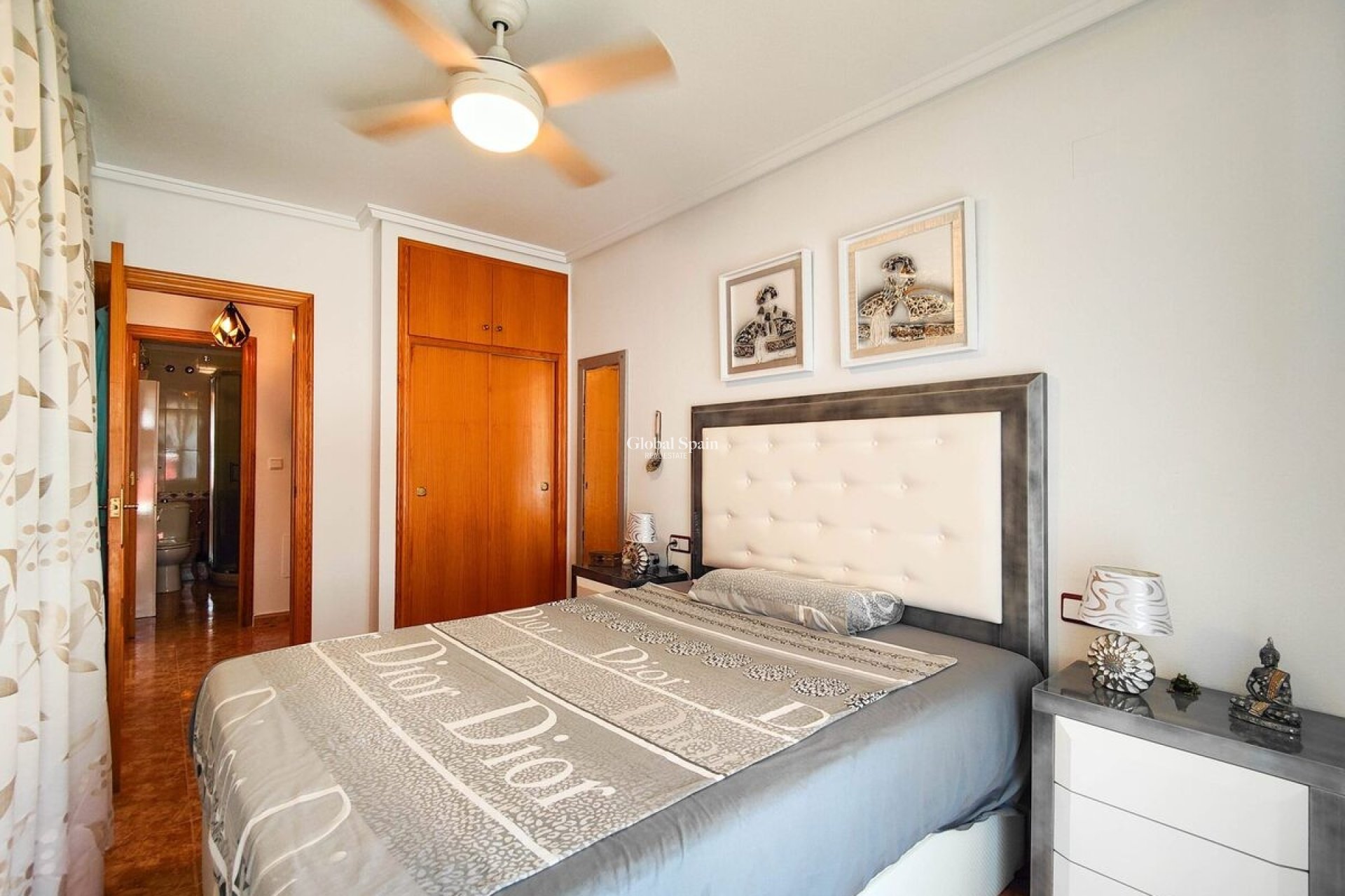 Revente - APPARTEMENT -
TORREVIEJA - Costa Blanca