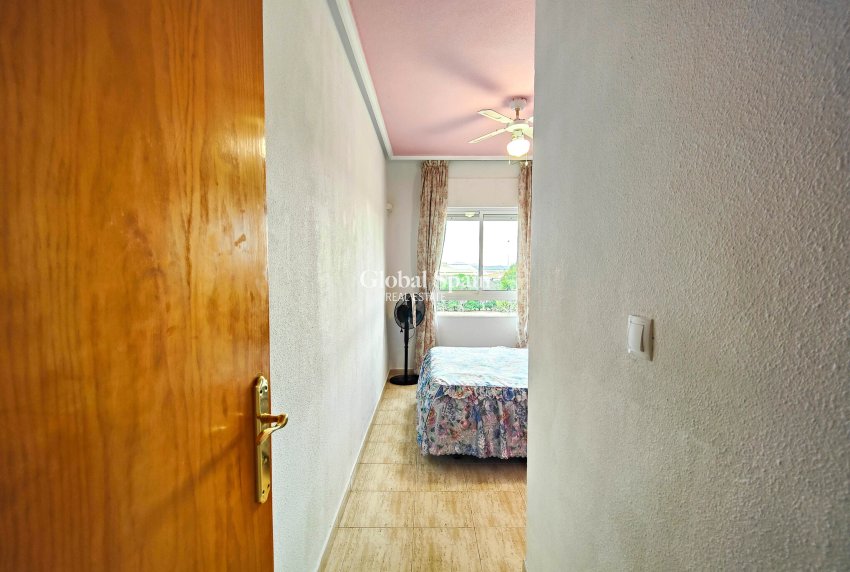 Revente - APPARTEMENT -
TORREVIEJA - Costa Blanca